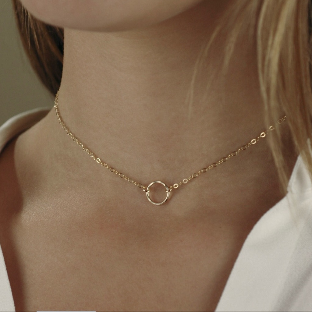 Gold Circle Pendant Necklace 25$
